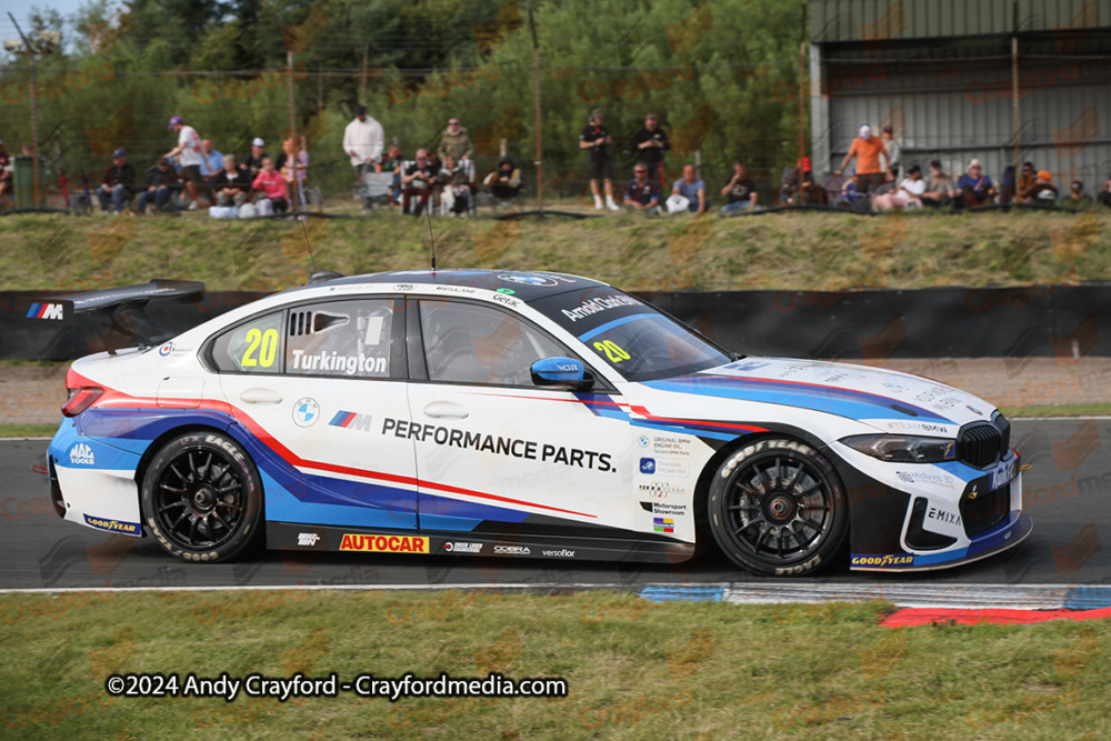 BTCC-Knockhill-110924-R21-5