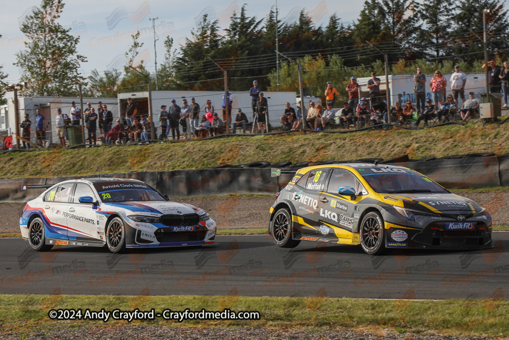 BTCC-Knockhill-110924-R21-95