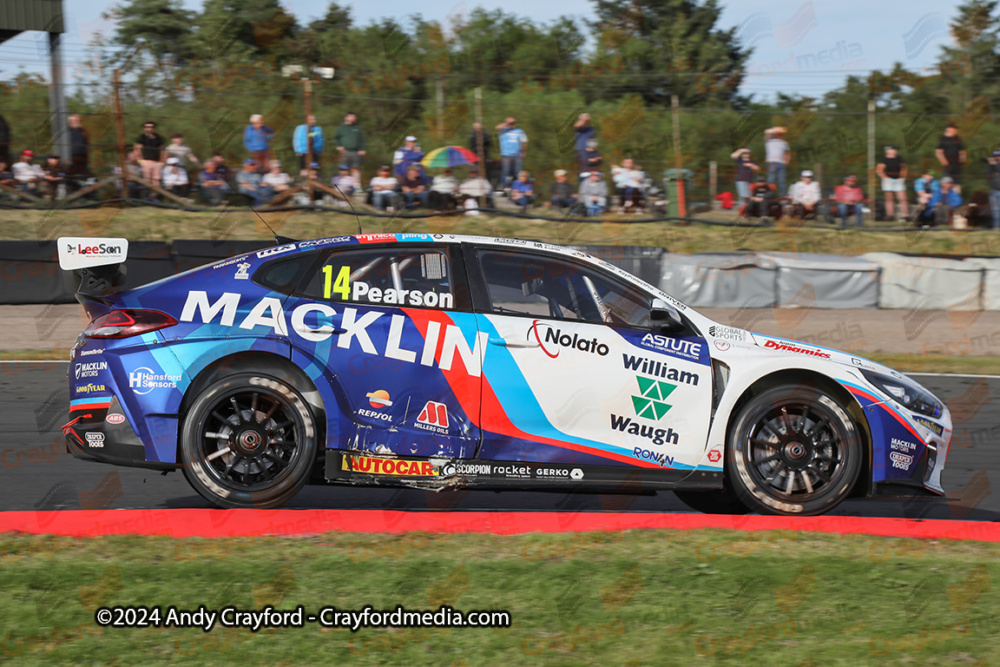 BTCC-Knockhill-110924-R21-97