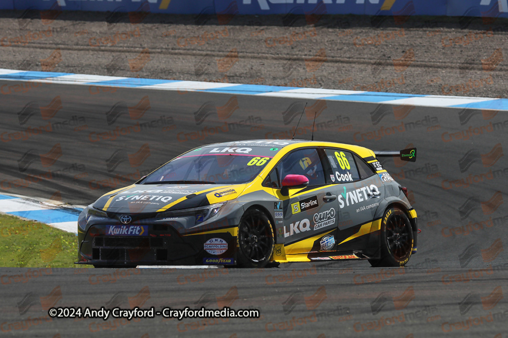 BTCC-Knockhill-110924-R20-1