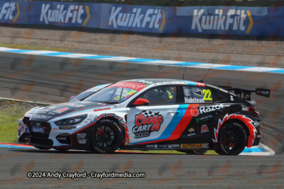 BTCC-Knockhill-110924-R20-13