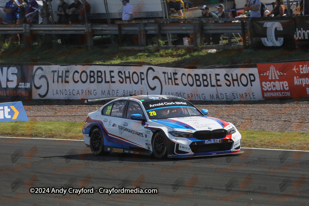 BTCC-Knockhill-110924-R20-21