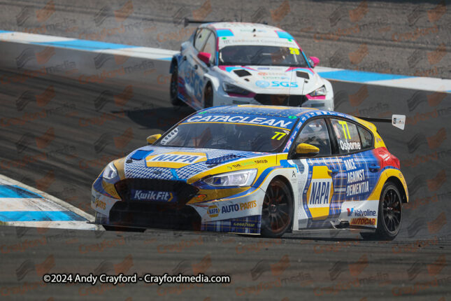 BTCC-Knockhill-110924-R20-65