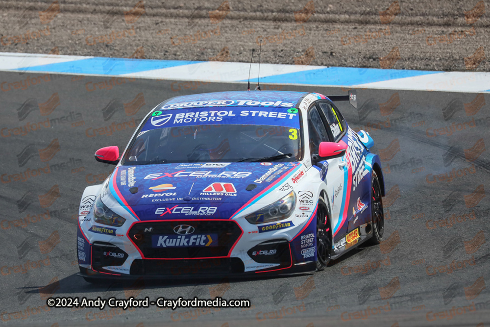 BTCC-Knockhill-110924-R20-7