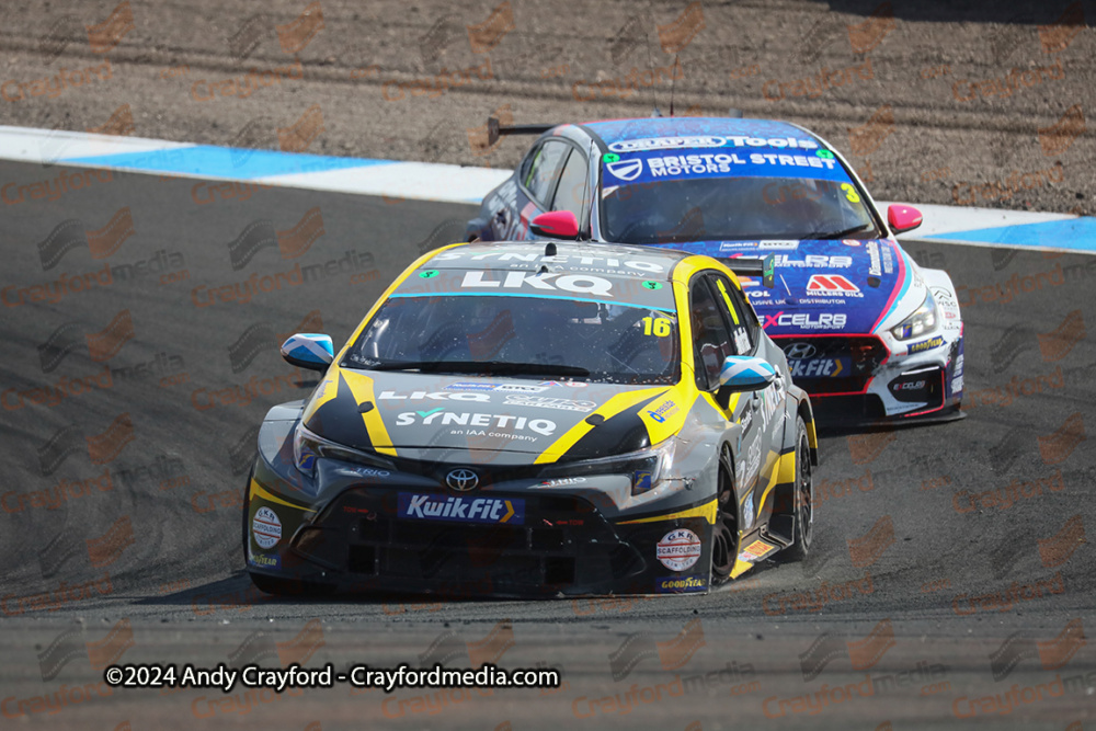 BTCC-Knockhill-110924-R20-75