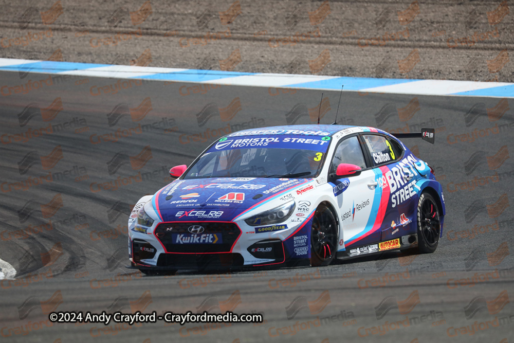 BTCC-Knockhill-110924-R20-8