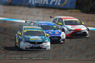 BTCC-Knockhill-110924-R20-87