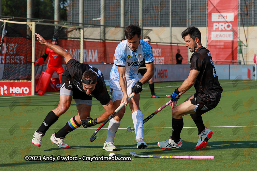 Argentina-vs-New-Zealand-160623-M-44