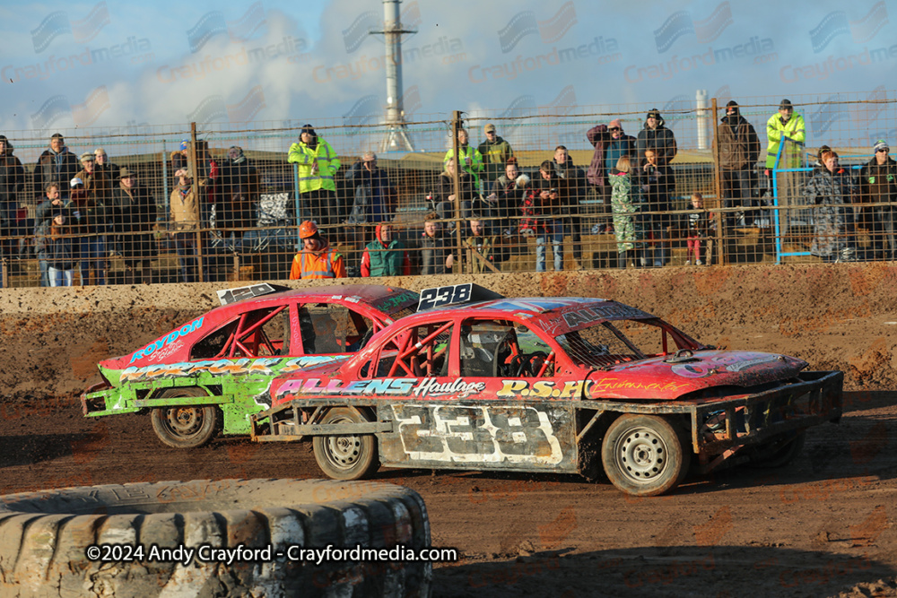 2LSTOCKS-Kings-Lynn-291224-23