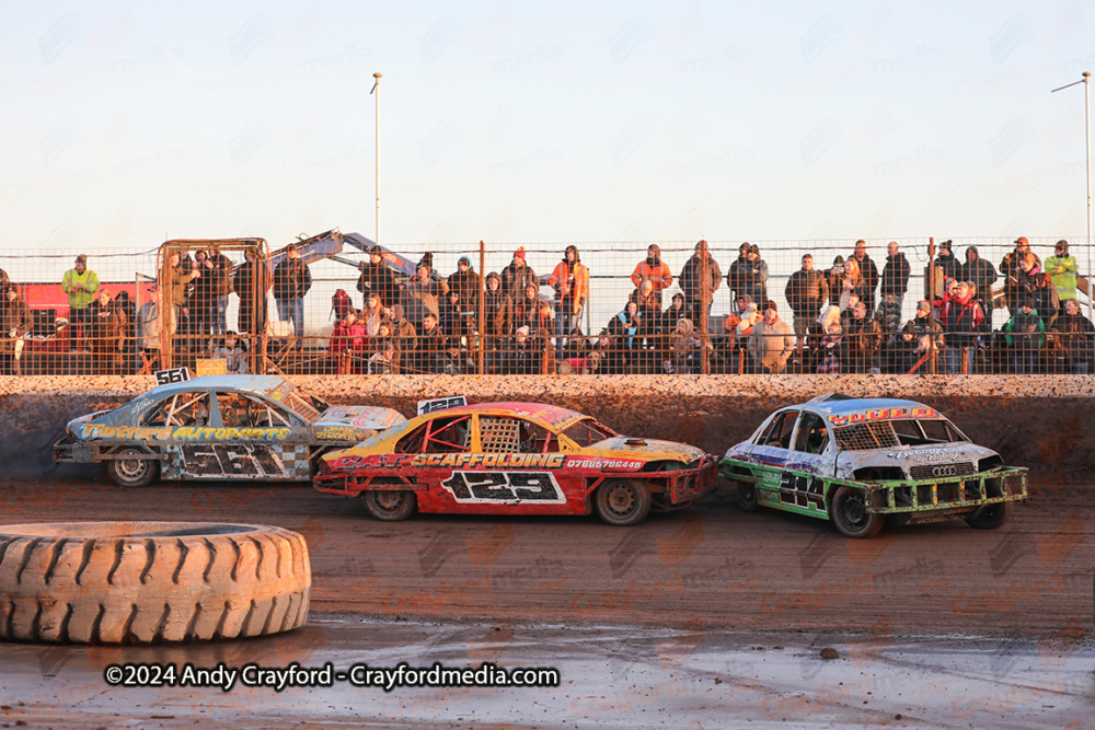 2LSTOCKS-Kings-Lynn-291224-44