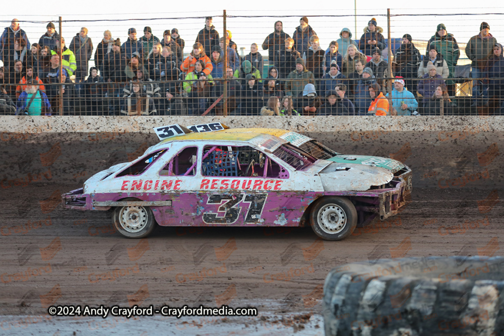2LSTOCKS-Kings-Lynn-291224-49