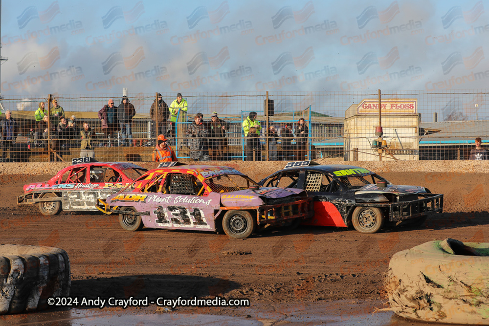 2LSTOCKS-Kings-Lynn-291224-5