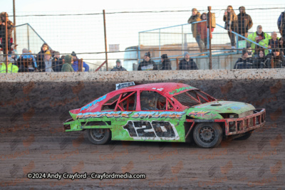 2LSTOCKS-Kings-Lynn-291224-51