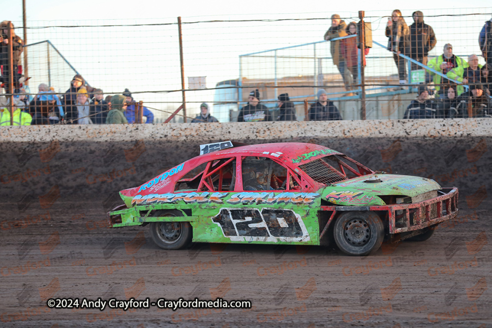 2LSTOCKS-Kings-Lynn-291224-51