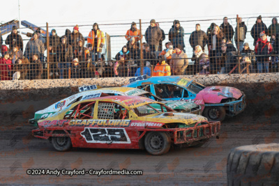 2LSTOCKS-Kings-Lynn-291224-57