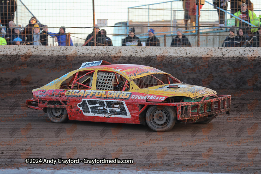 2LSTOCKS-Kings-Lynn-291224-66