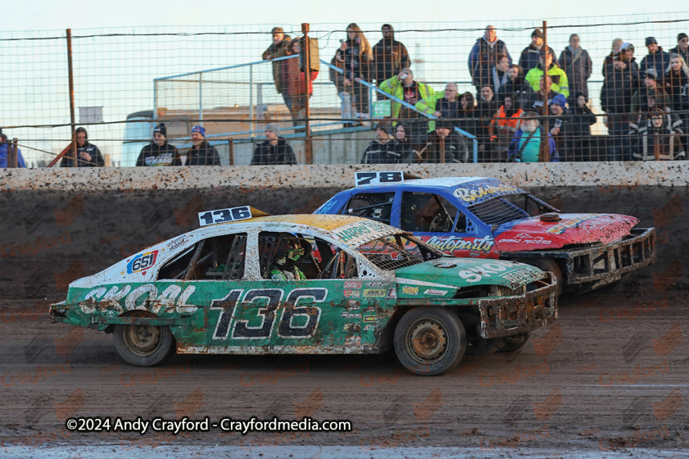 2LSTOCKS-Kings-Lynn-291224-80
