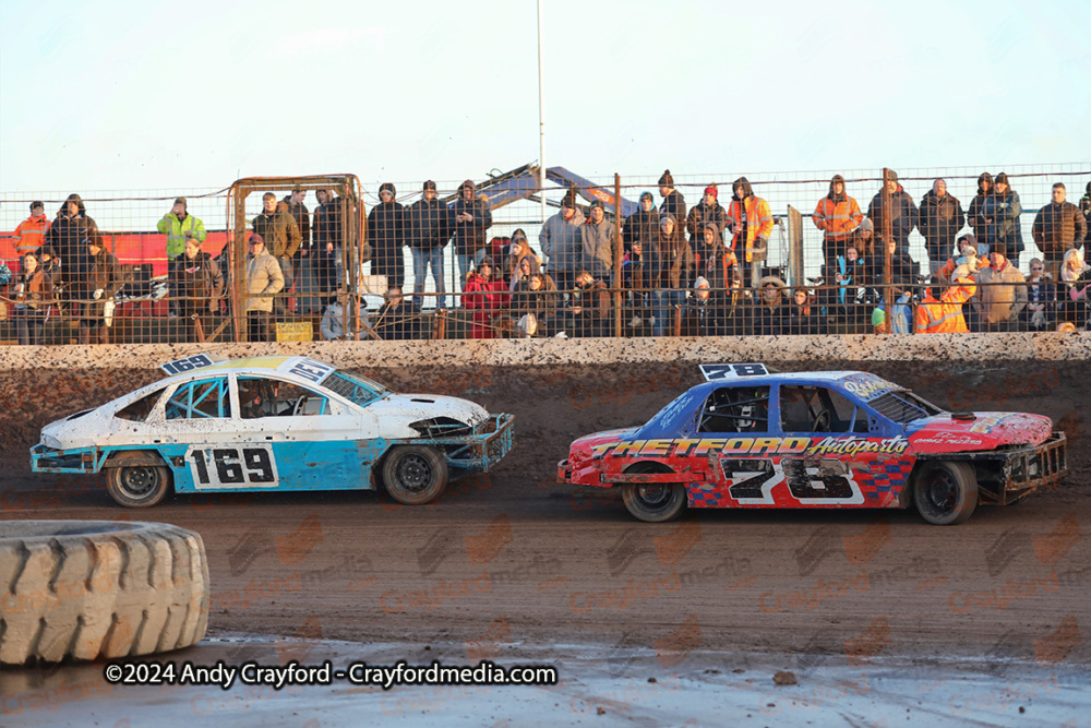 2LSTOCKS-Kings-Lynn-291224-90