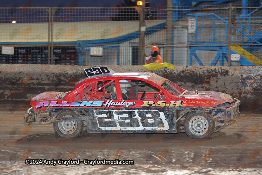 2LSTOCKS-Kings-Lynn-291224-94