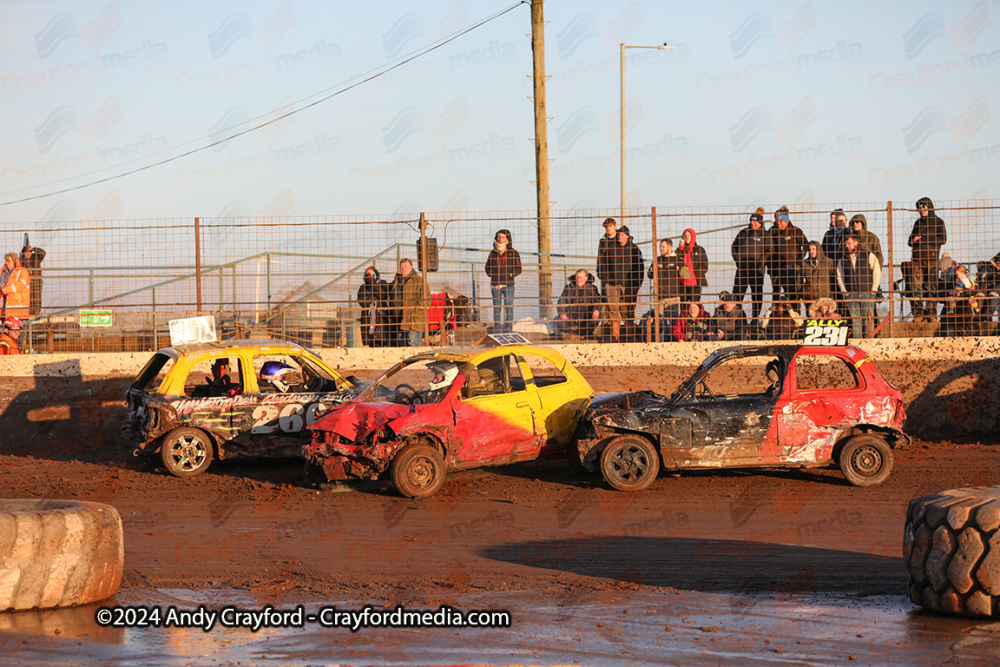 NATIONALBANGERS-Kings-Lynn-291224-81