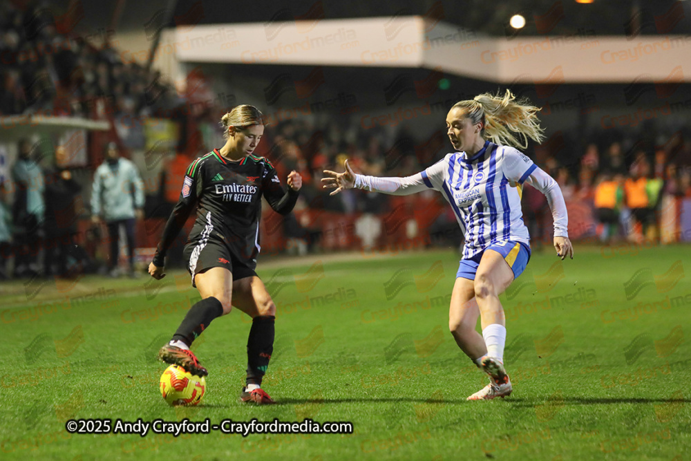 Brighton-and-Hove-Albion-Womens-v-Arsenal-Womens-220125-10