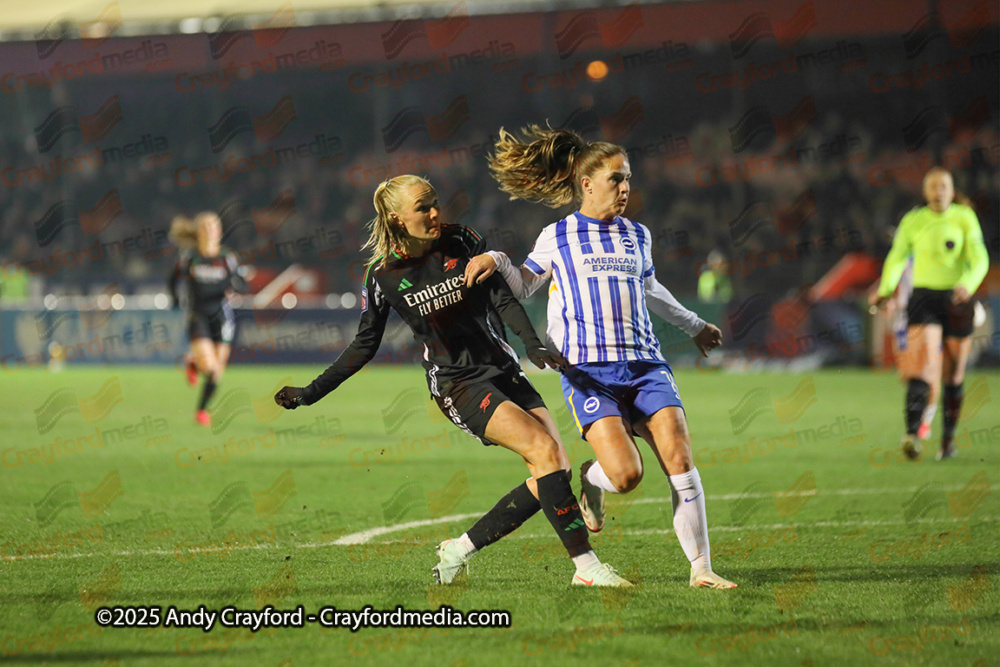 Brighton-and-Hove-Albion-Womens-v-Arsenal-Womens-220125-13