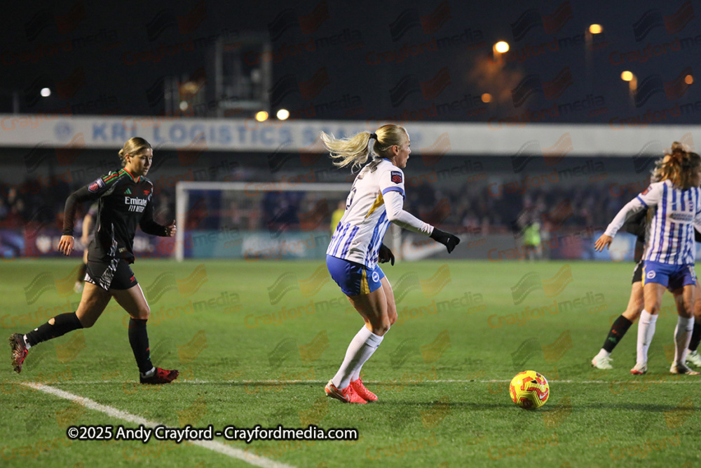 Brighton-and-Hove-Albion-Womens-v-Arsenal-Womens-220125-17