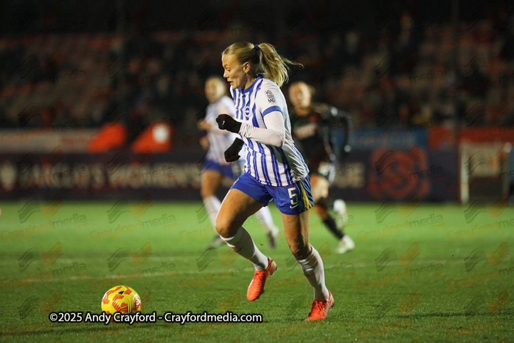 Brighton-and-Hove-Albion-Womens-v-Arsenal-Womens-220125-20