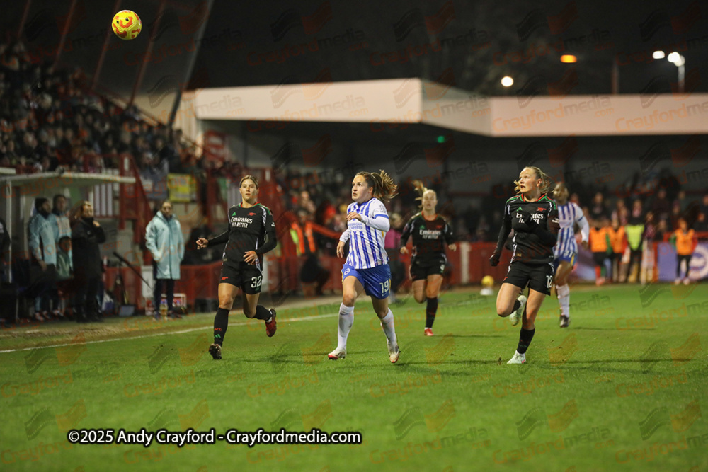 Brighton-and-Hove-Albion-Womens-v-Arsenal-Womens-220125-36