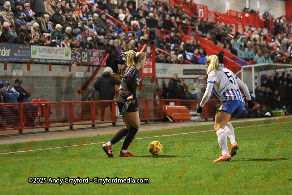 Brighton-and-Hove-Albion-Womens-v-Arsenal-Womens-220125-41