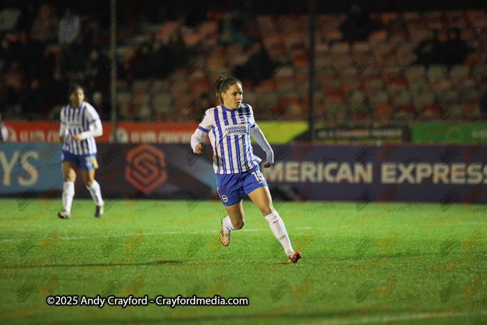 Brighton-and-Hove-Albion-Womens-v-Arsenal-Womens-220125-45
