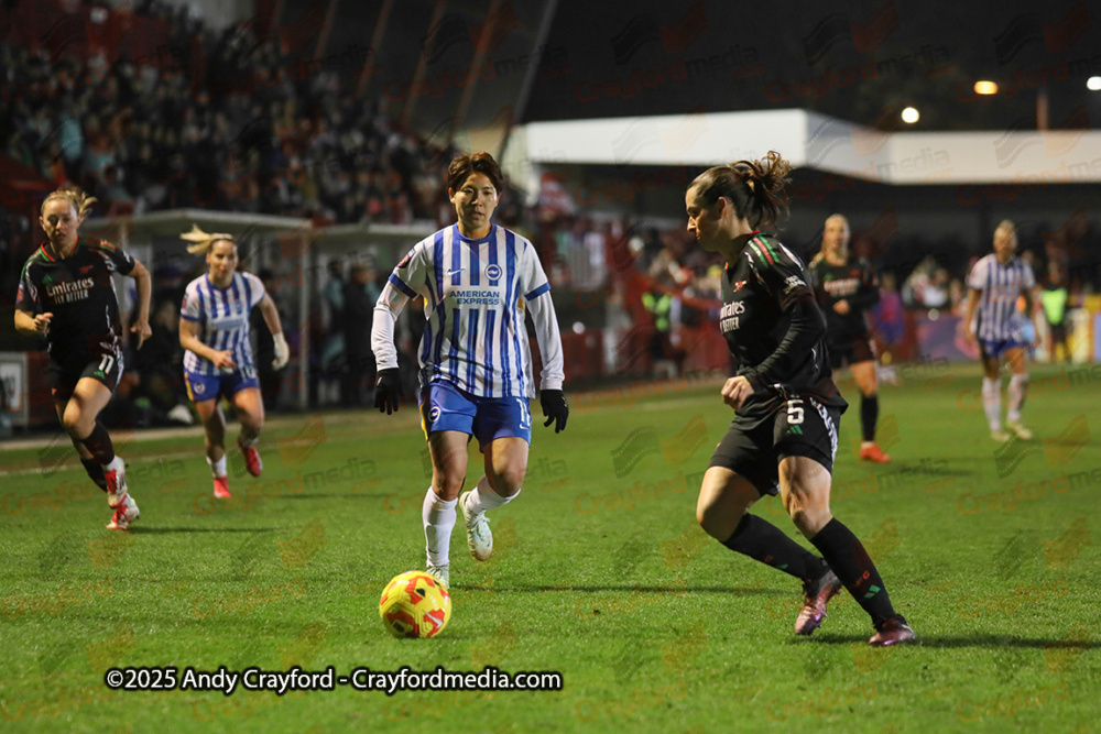 Brighton-and-Hove-Albion-Womens-v-Arsenal-Womens-220125-53
