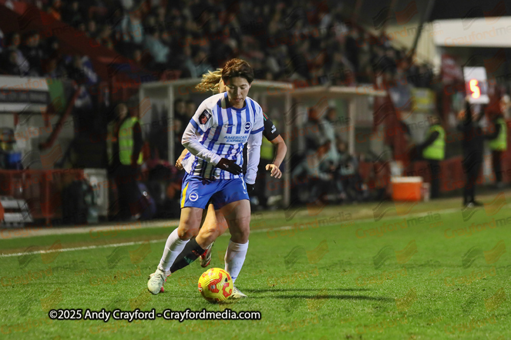 Brighton-and-Hove-Albion-Womens-v-Arsenal-Womens-220125-70