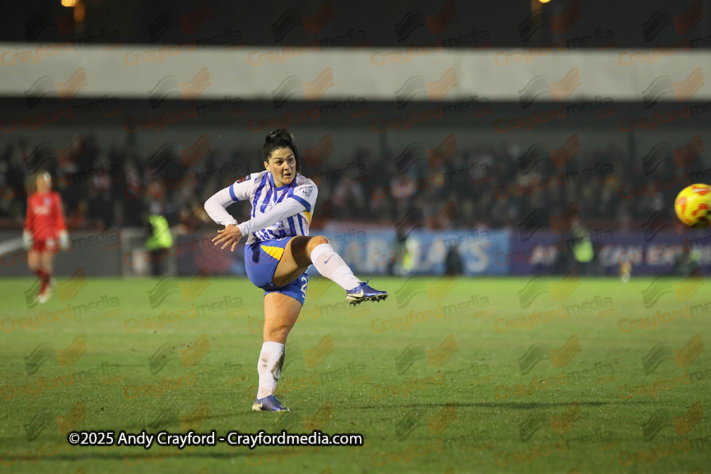 Brighton-and-Hove-Albion-Womens-v-Arsenal-Womens-220125-71