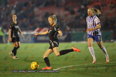 Brighton-and-Hove-Albion-Womens-v-Arsenal-Womens-220125-73