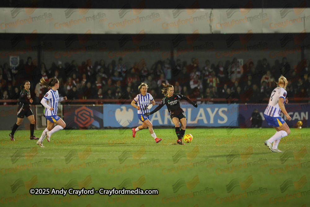 Brighton-and-Hove-Albion-Womens-v-Arsenal-Womens-220125-8