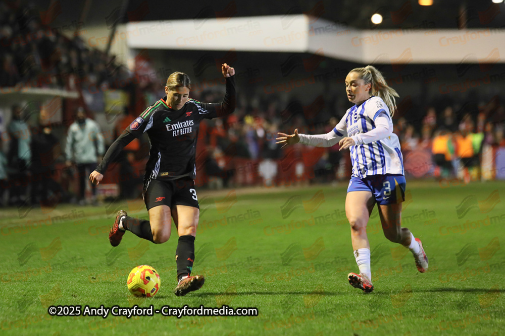 Brighton-and-Hove-Albion-Womens-v-Arsenal-Womens-220125-9