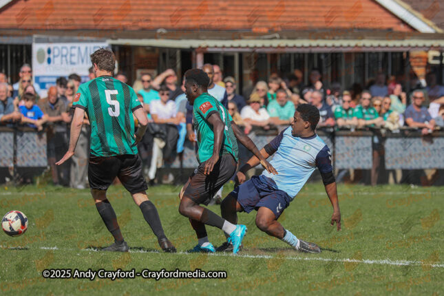 Andover-New-Street-v-AFC-Whyteleafe-050425-102