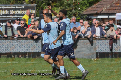 Andover-New-Street-v-AFC-Whyteleafe-050425-37