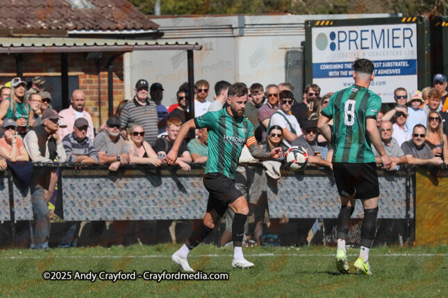 Andover-New-Street-v-AFC-Whyteleafe-050425-71