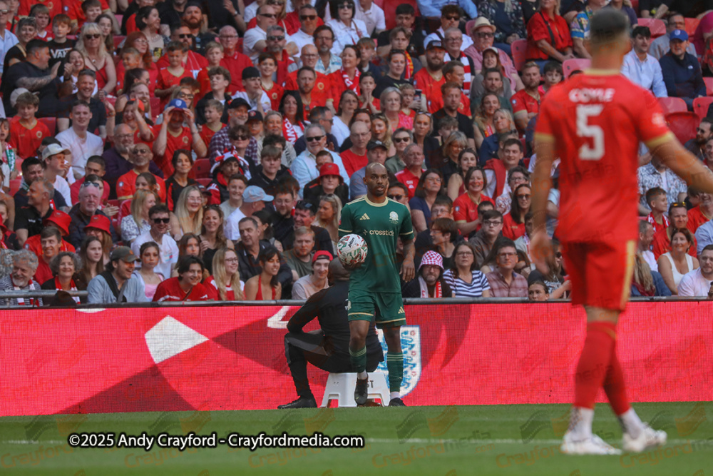 AFC-Whyteleafe-v-Whitstable-Town-110525-24