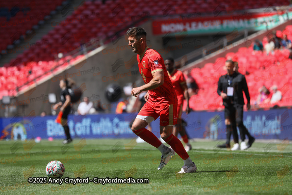 AFC-Whyteleafe-v-Whitstable-Town-110525-27
