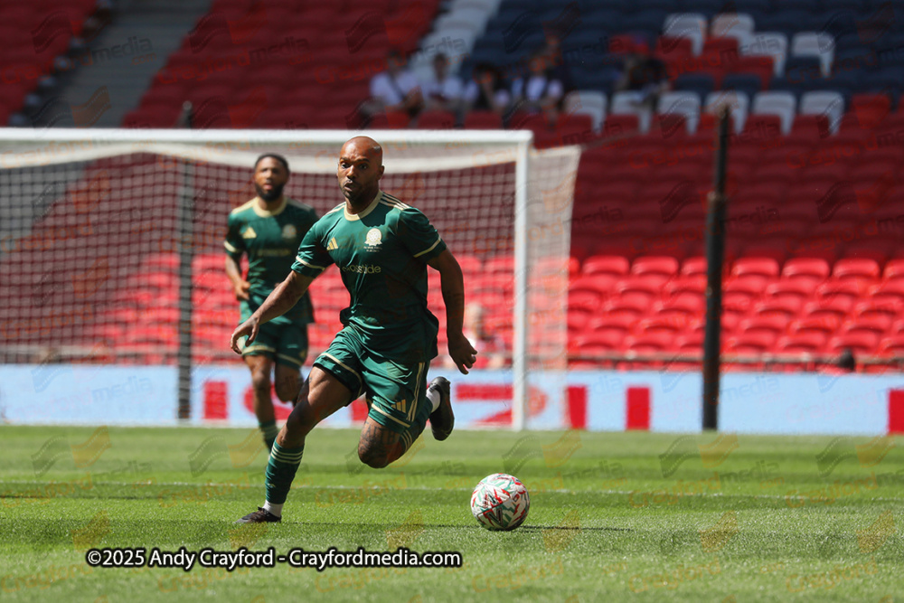 AFC-Whyteleafe-v-Whitstable-Town-110525-35