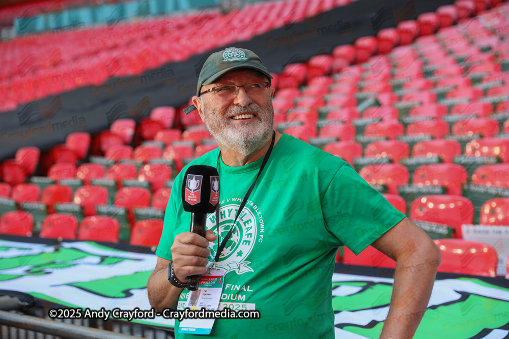 AFC-Whyteleafe-v-Whitstable-Town-110525-4