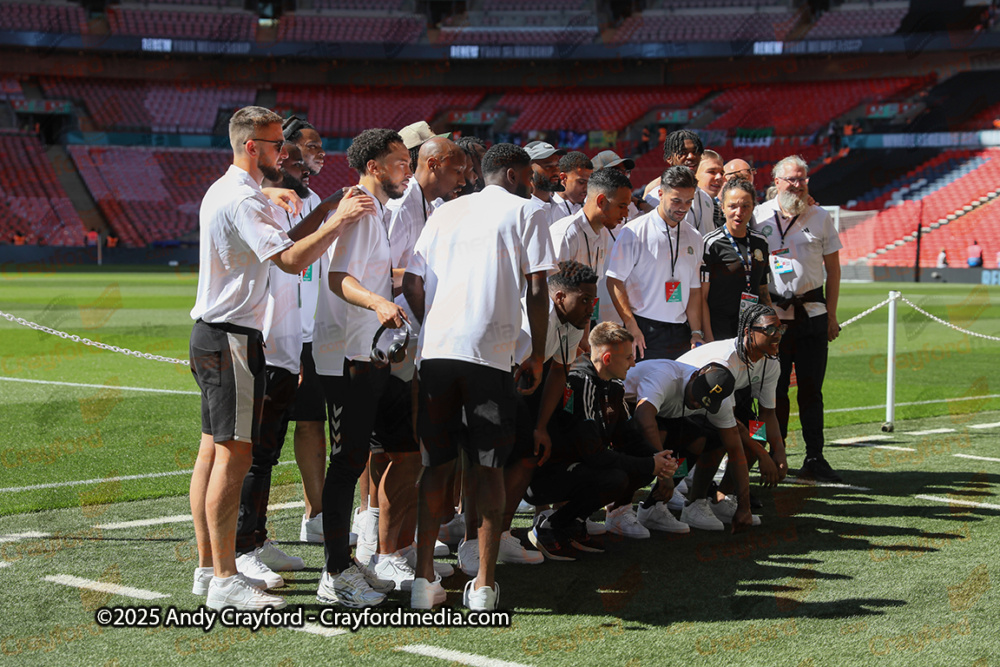 AFC-Whyteleafe-v-Whitstable-Town-110525-5