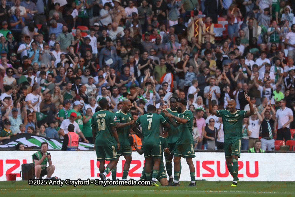AFC-Whyteleafe-v-Whitstable-Town-110525-61