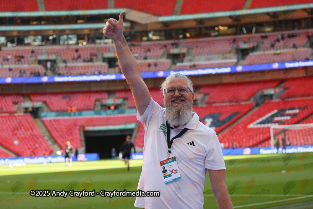 AFC-Whyteleafe-v-Whitstable-Town-110525-8