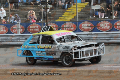 1300STOCKS-Ipswich-260525-120