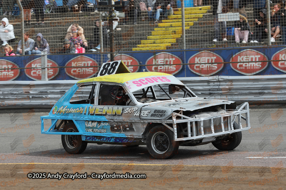 1300STOCKS-Ipswich-260525-120