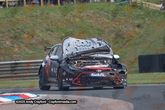 BTCC-Thruxton-080625-R12-104